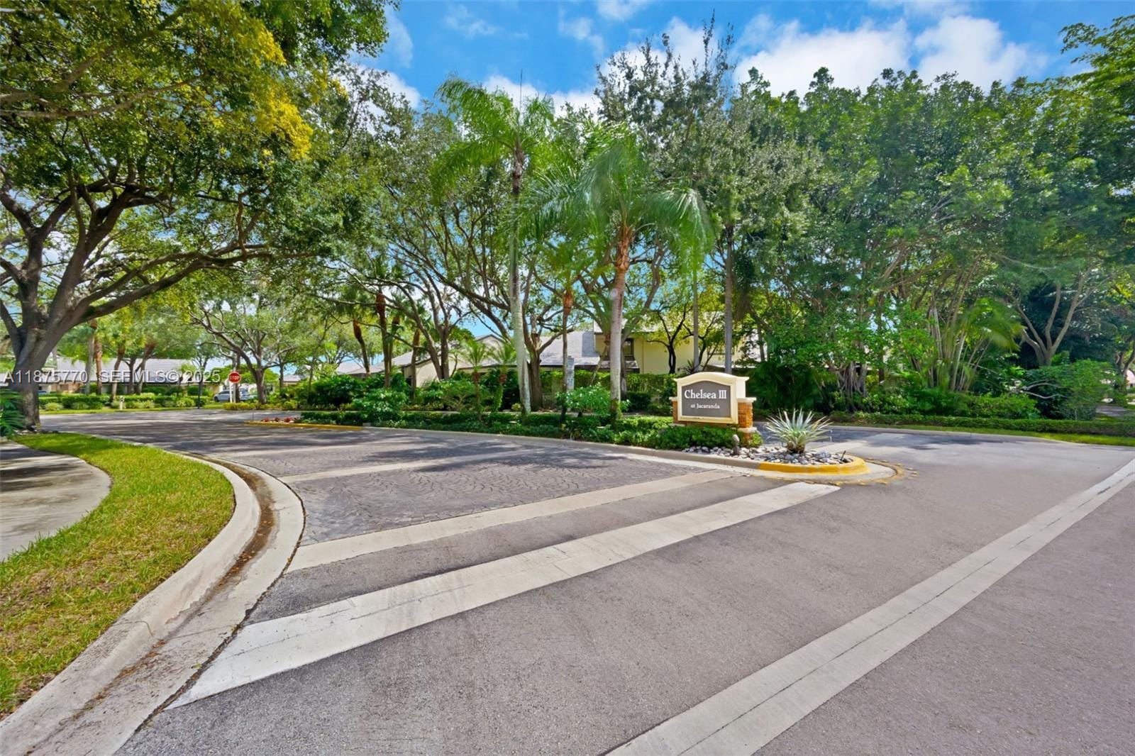 200 NW 97th Avenue, Plantation, FL 33324