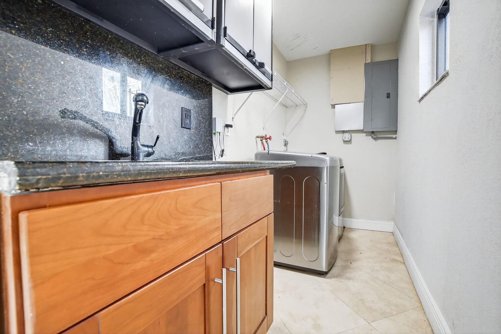 7161 Pershing Street — photo 11