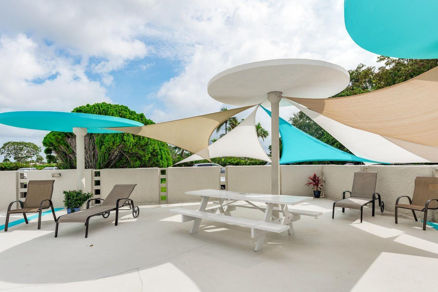 2000 Presidential Way 303, West Palm Beach, FL 33401