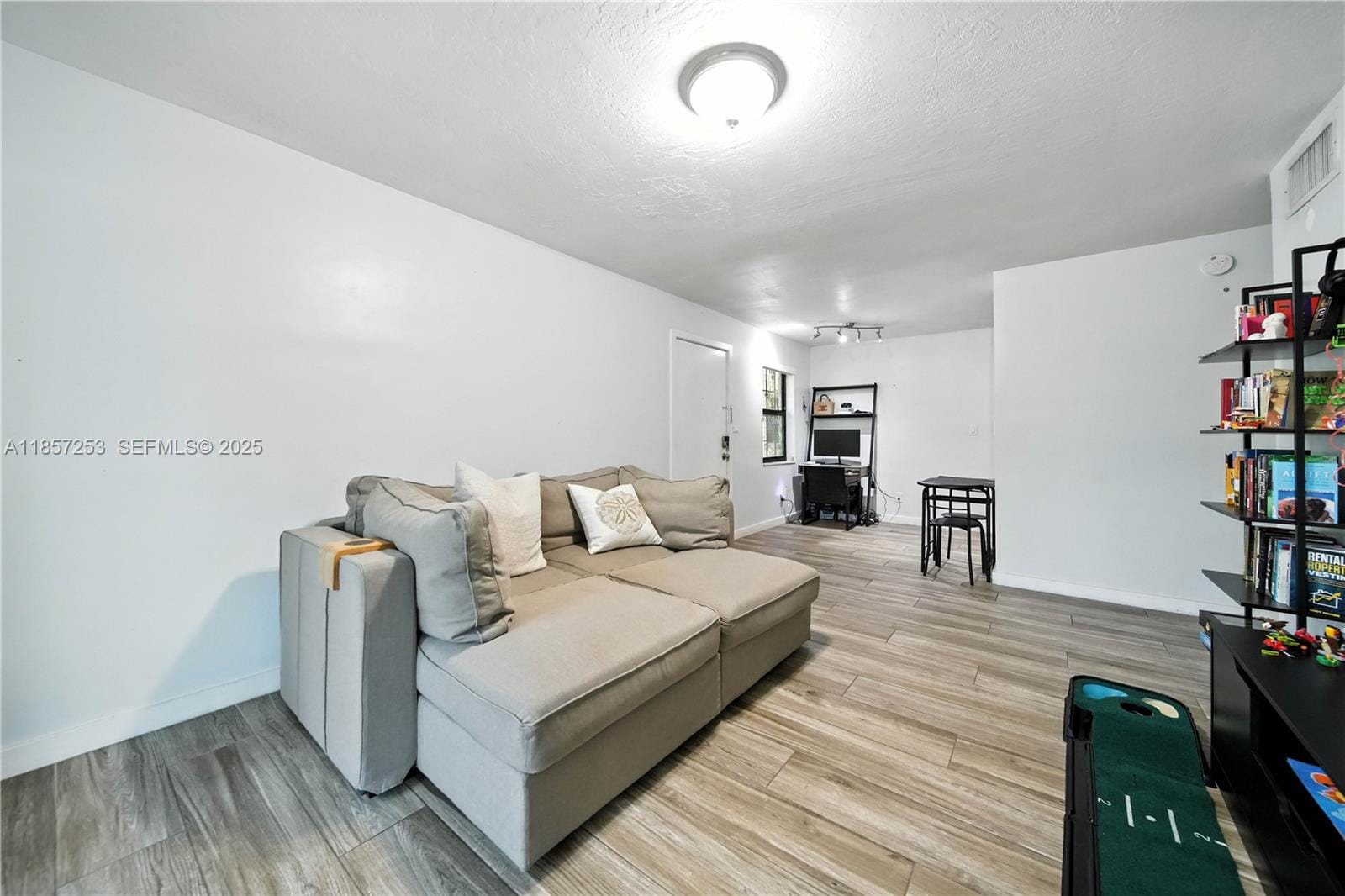 8701 SW 141st Street B1, Palmetto Bay, FL 33176 photo 3