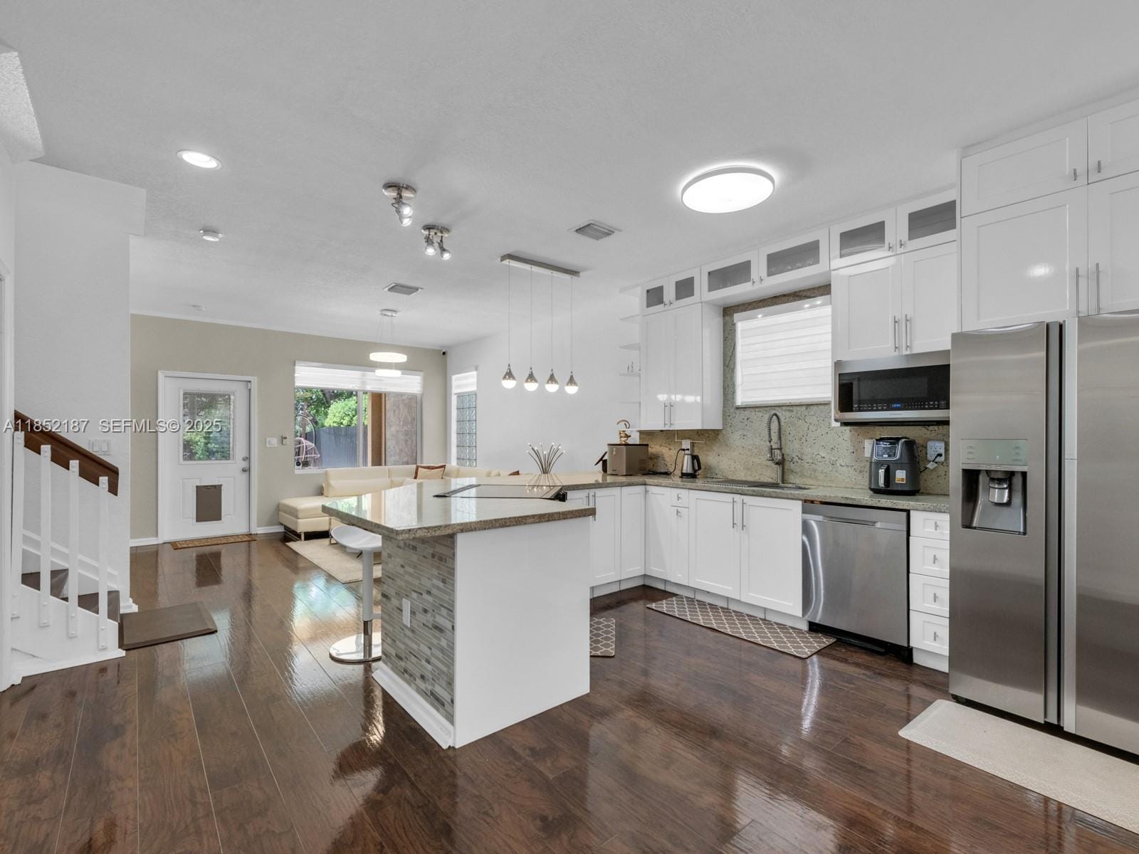 8956 SW 215th Lane, Cutler Bay, FL 33189 photo 3