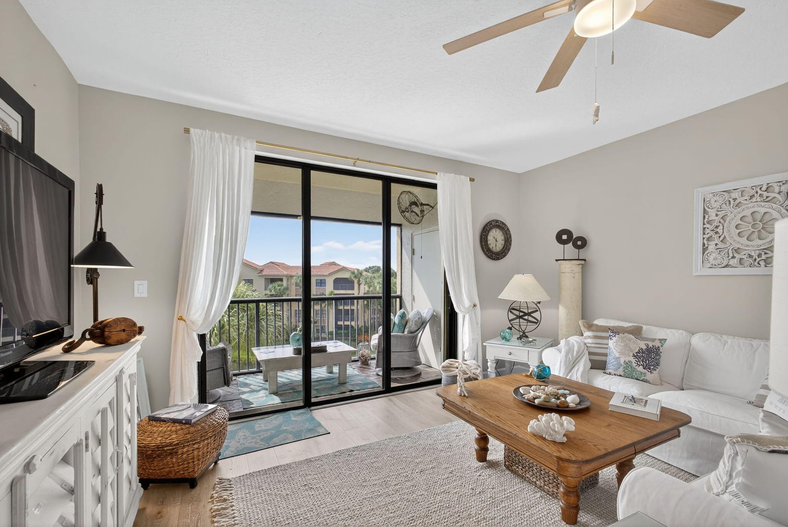 200 Uno Lago Drive 402, Juno Beach, FL 33408 photo 16