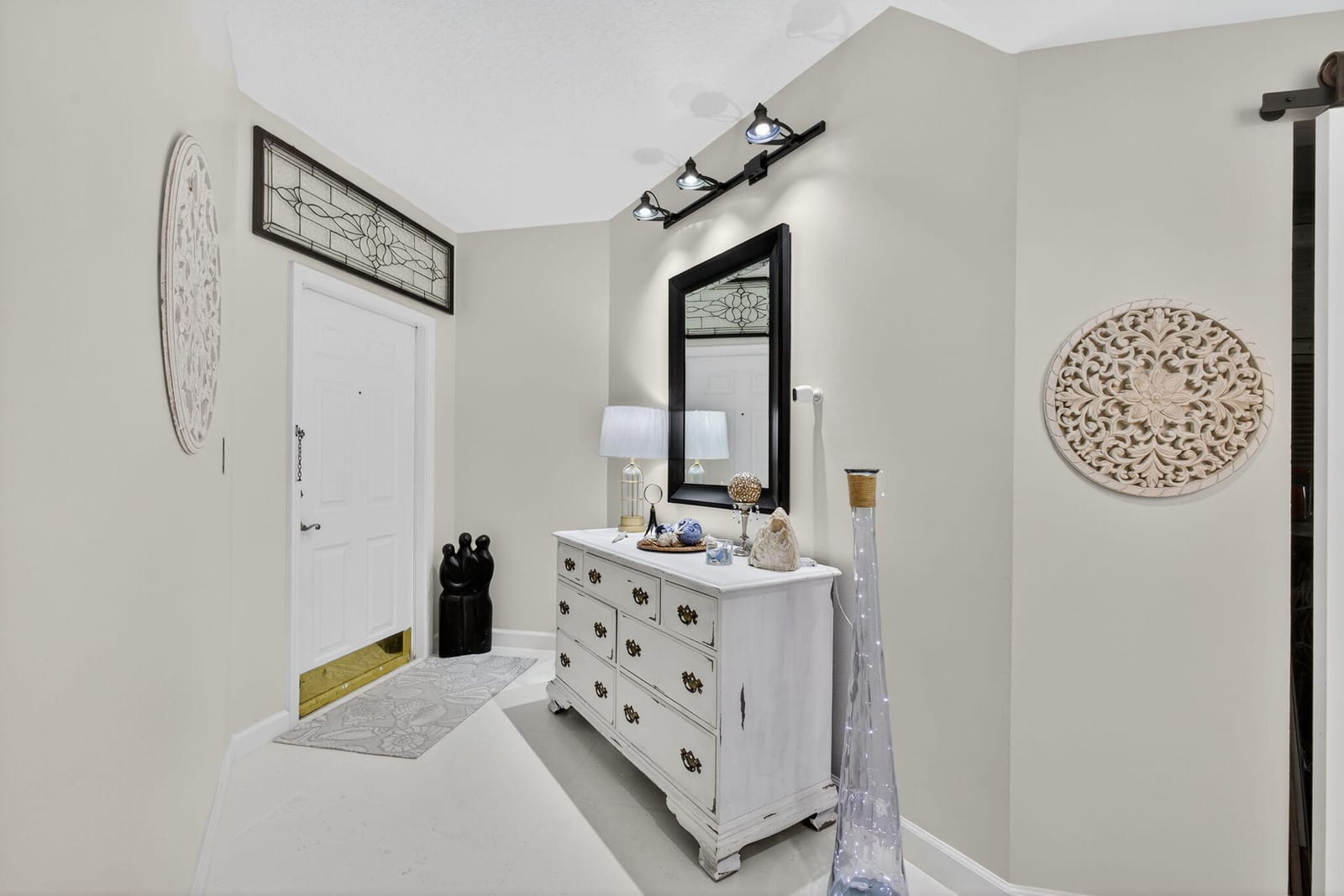 200 Uno Lago Drive 402 — photo 6