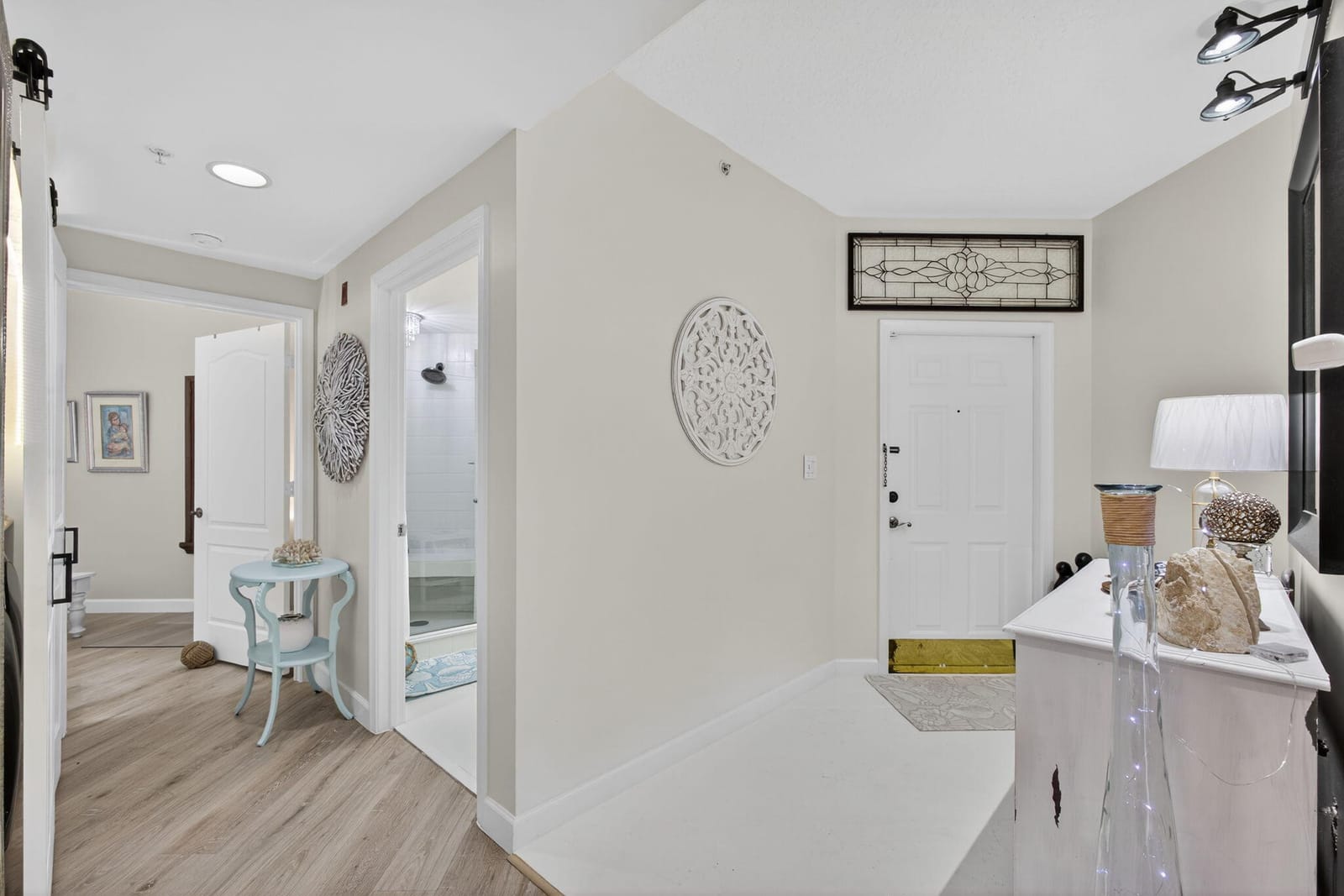 200 Uno Lago Drive 402 — photo 8