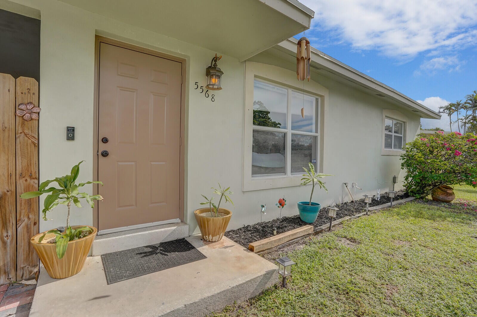 5568 Balfrey Drive, West Palm Beach, FL 33413 photo 2