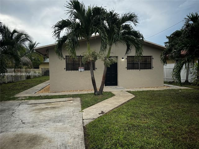 2481 NW 13th Court 1-2, Fort Lauderdale, FL 33311