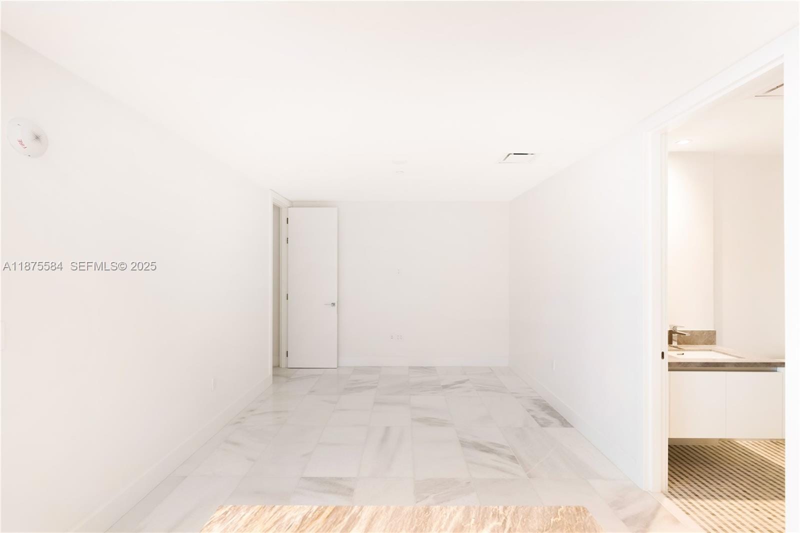700 NE 26th Terrace 902, Miami, FL 33137 photo 12
