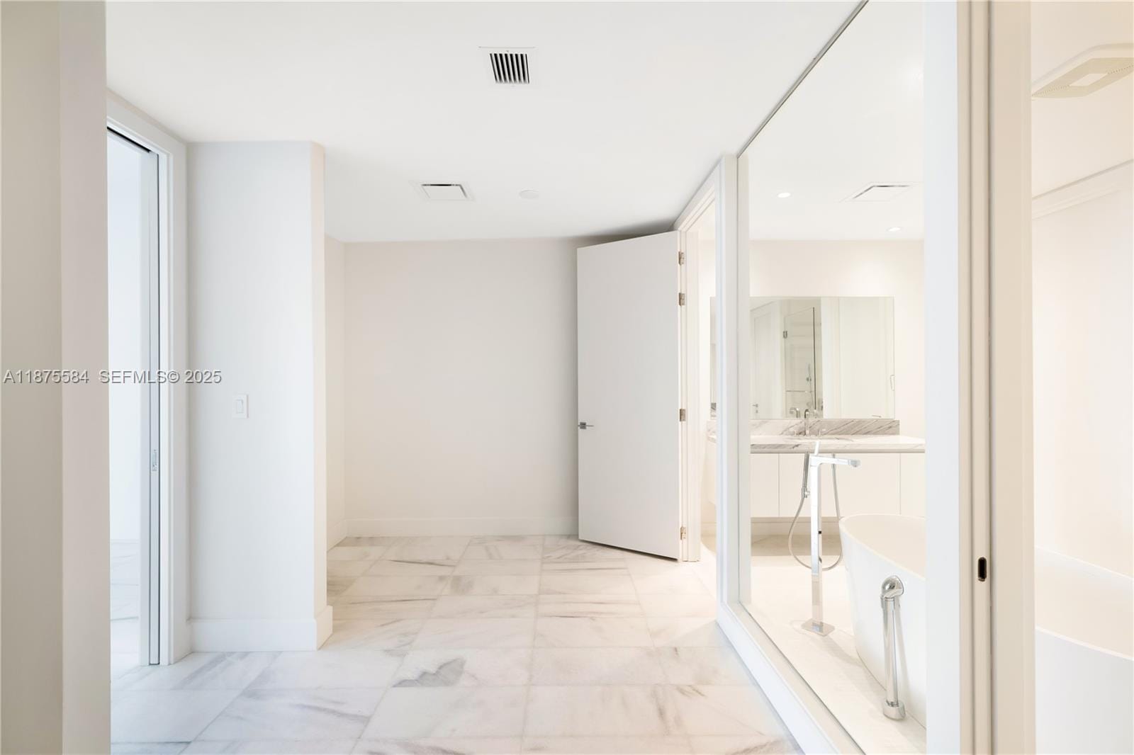 700 NE 26th Terrace 902, Miami, FL 33137 photo 25