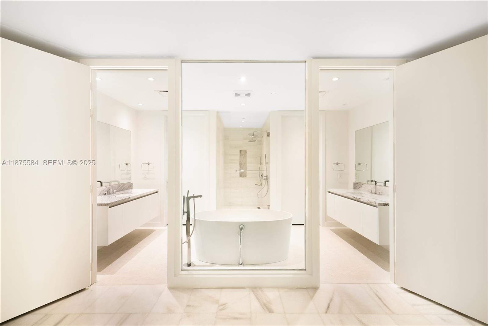 700 NE 26th Terrace 902, Miami, FL 33137 photo 7