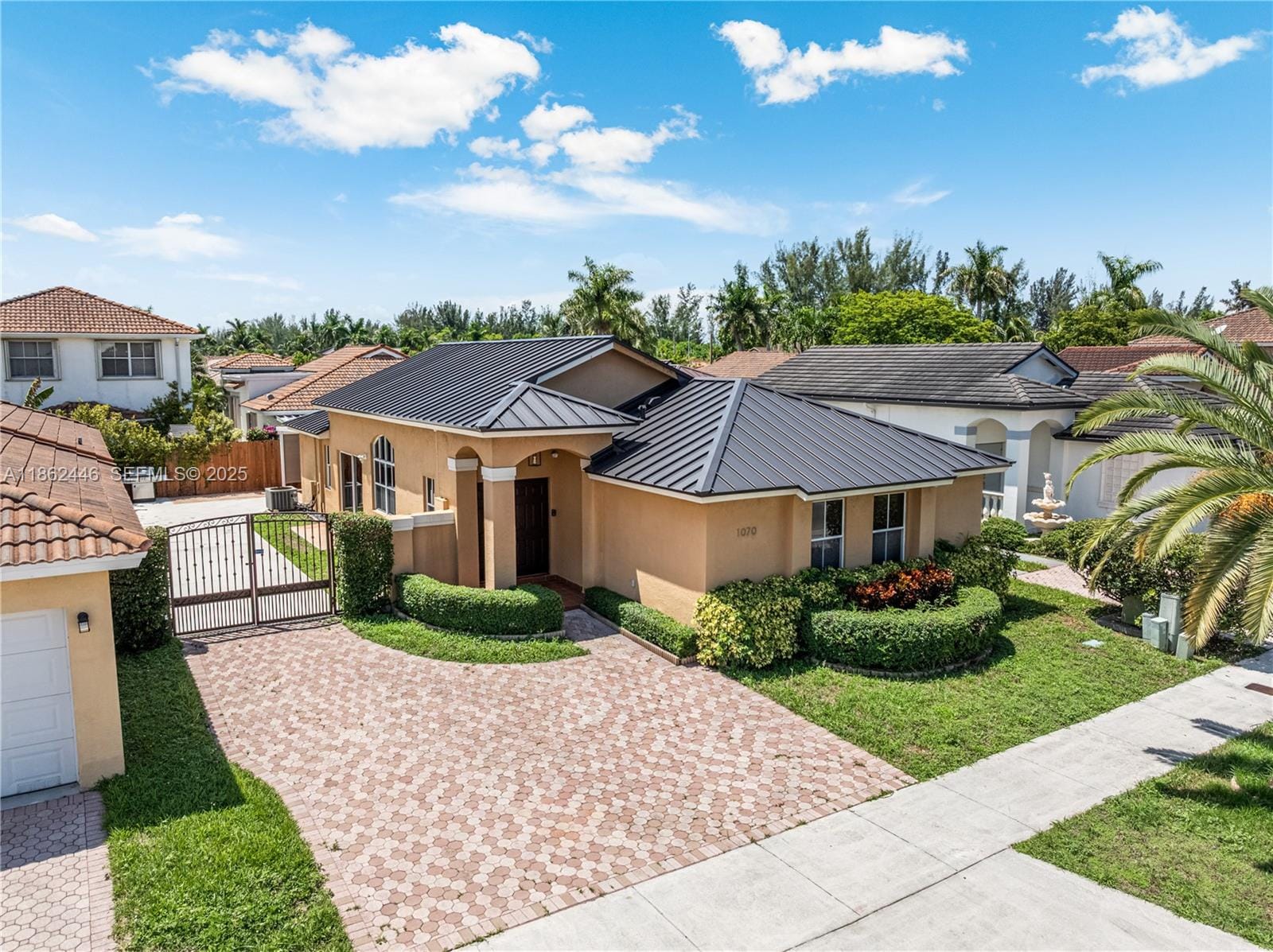 1070 NW 129th Place, Miami, FL 33182 photo 2