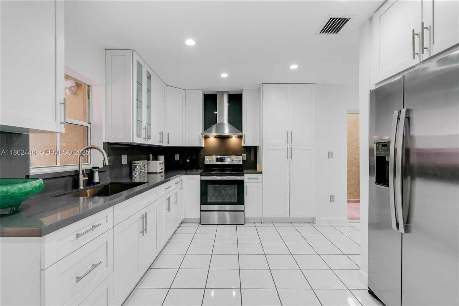 1070 NW 129th Place, Miami, FL 33182 photo 12