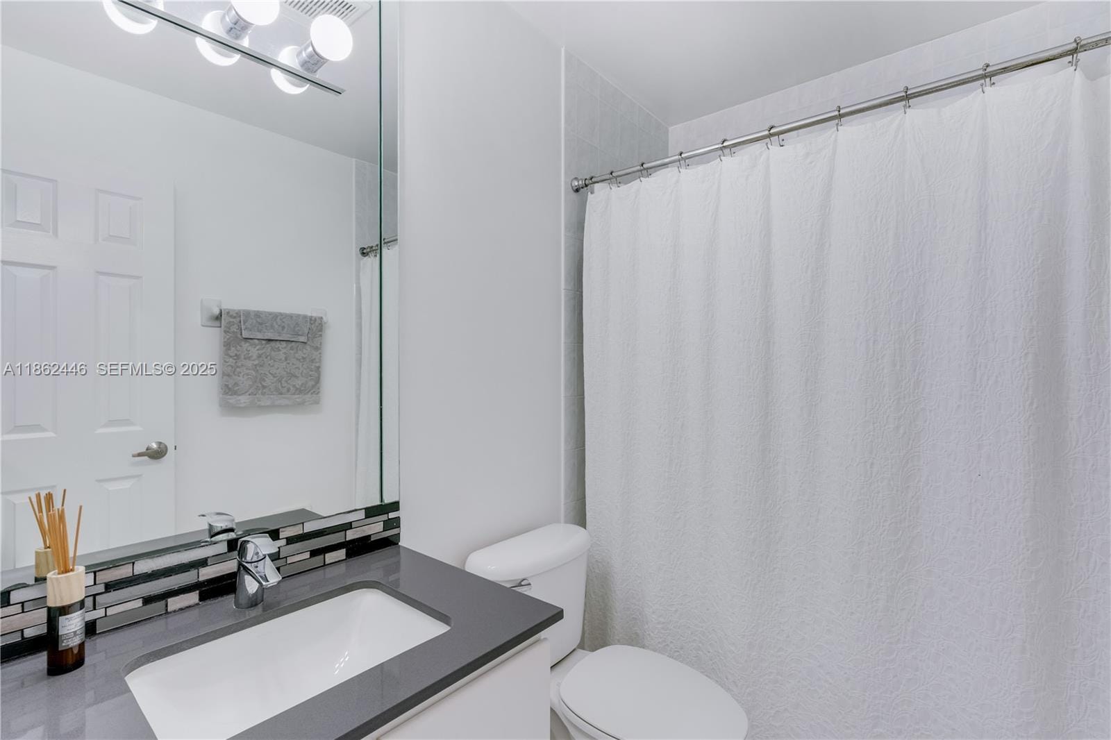 1070 NW 129th Place, Miami, FL 33182 photo 24