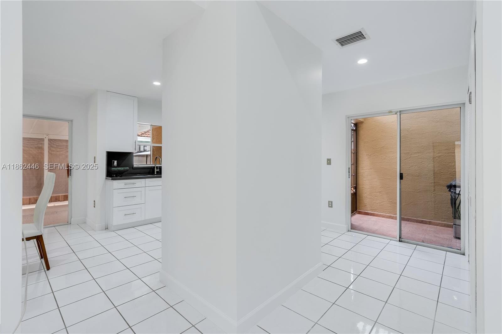 1070 NW 129th Place, Miami, FL 33182 photo 9