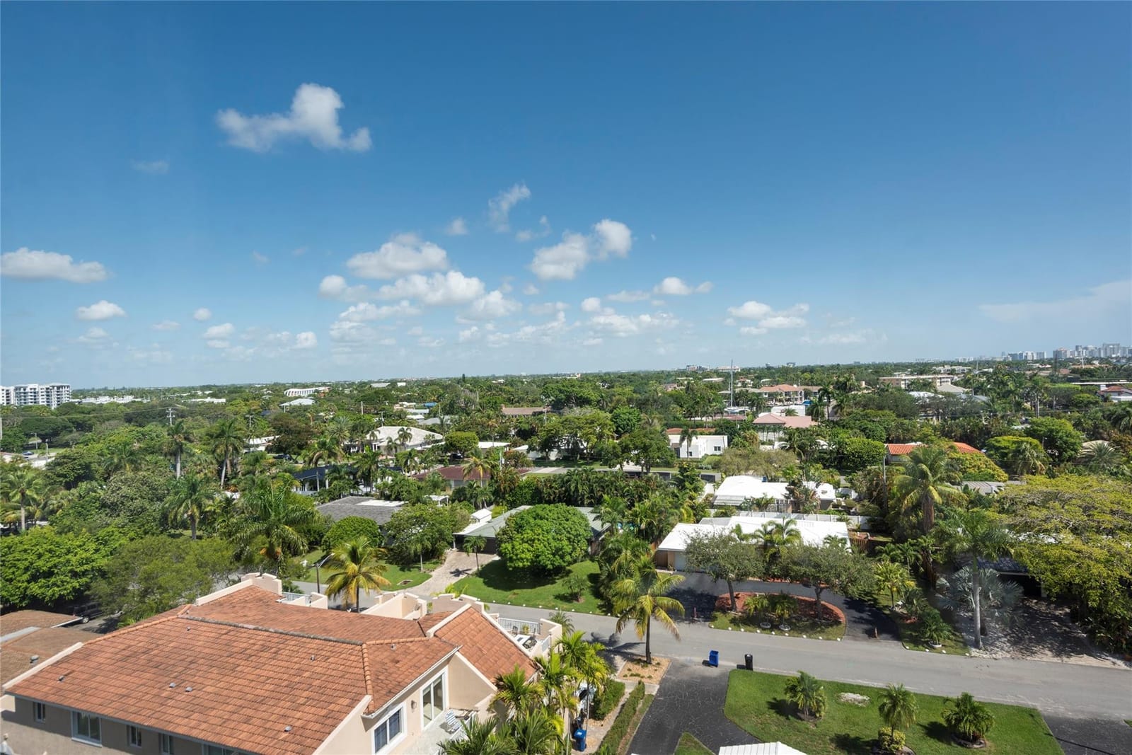 2555 NE 11th Street 902, Fort Lauderdale, FL 33304 photo 26