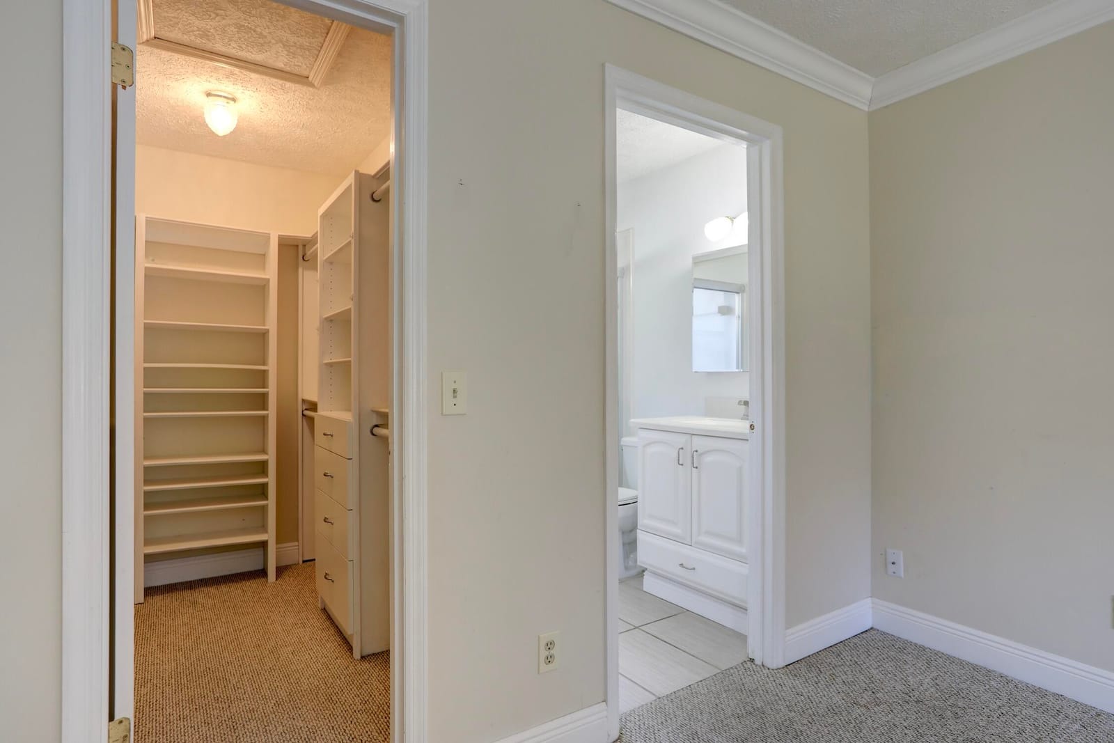 1690 Seahouse Street — photo 12