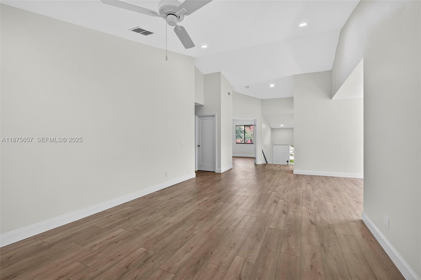 19 W Lexington W Lane E, Palm Beach Gardens, FL 33418 photo 11