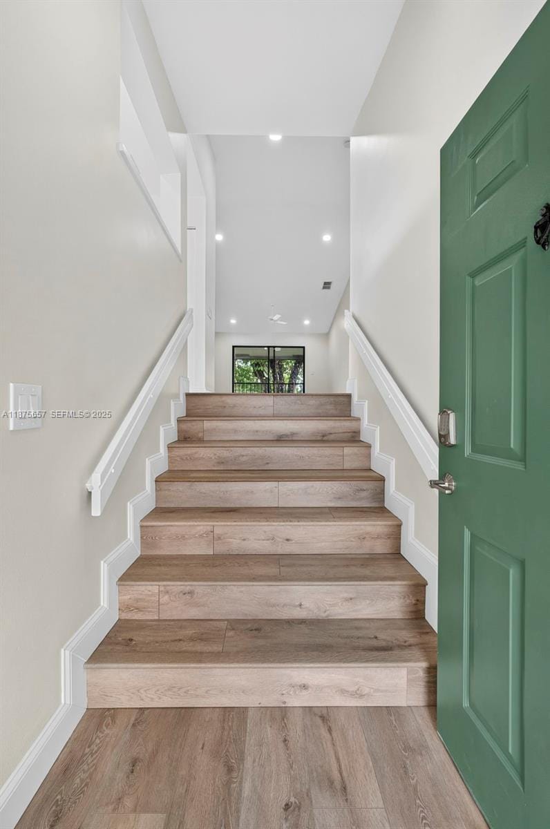 19 W Lexington W Lane E, Palm Beach Gardens, FL 33418 photo 3