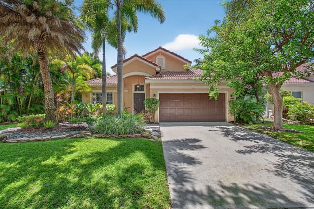 1210 Delray Lakes Drive, Delray Beach, FL 33444