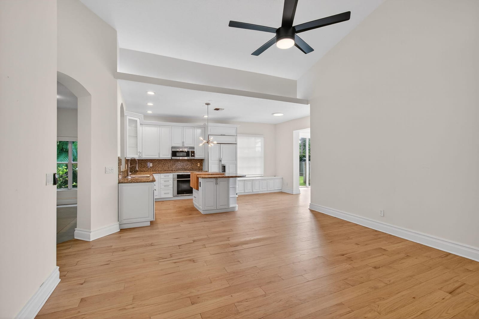 1210 Delray Lakes Drive, Delray Beach, FL 33444 photo 6