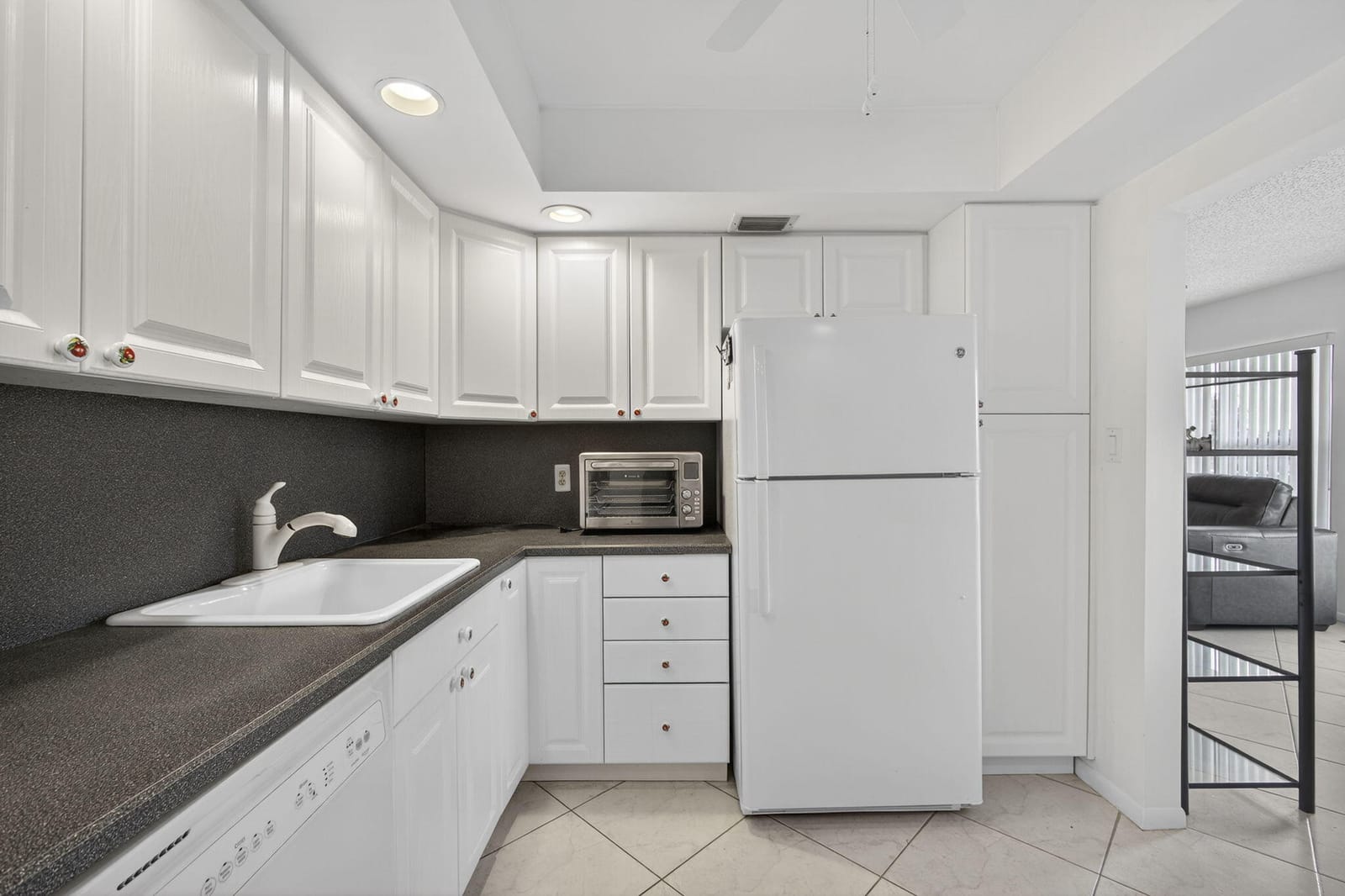 312 Wellington C, West Palm Beach, FL 33417 photo 14