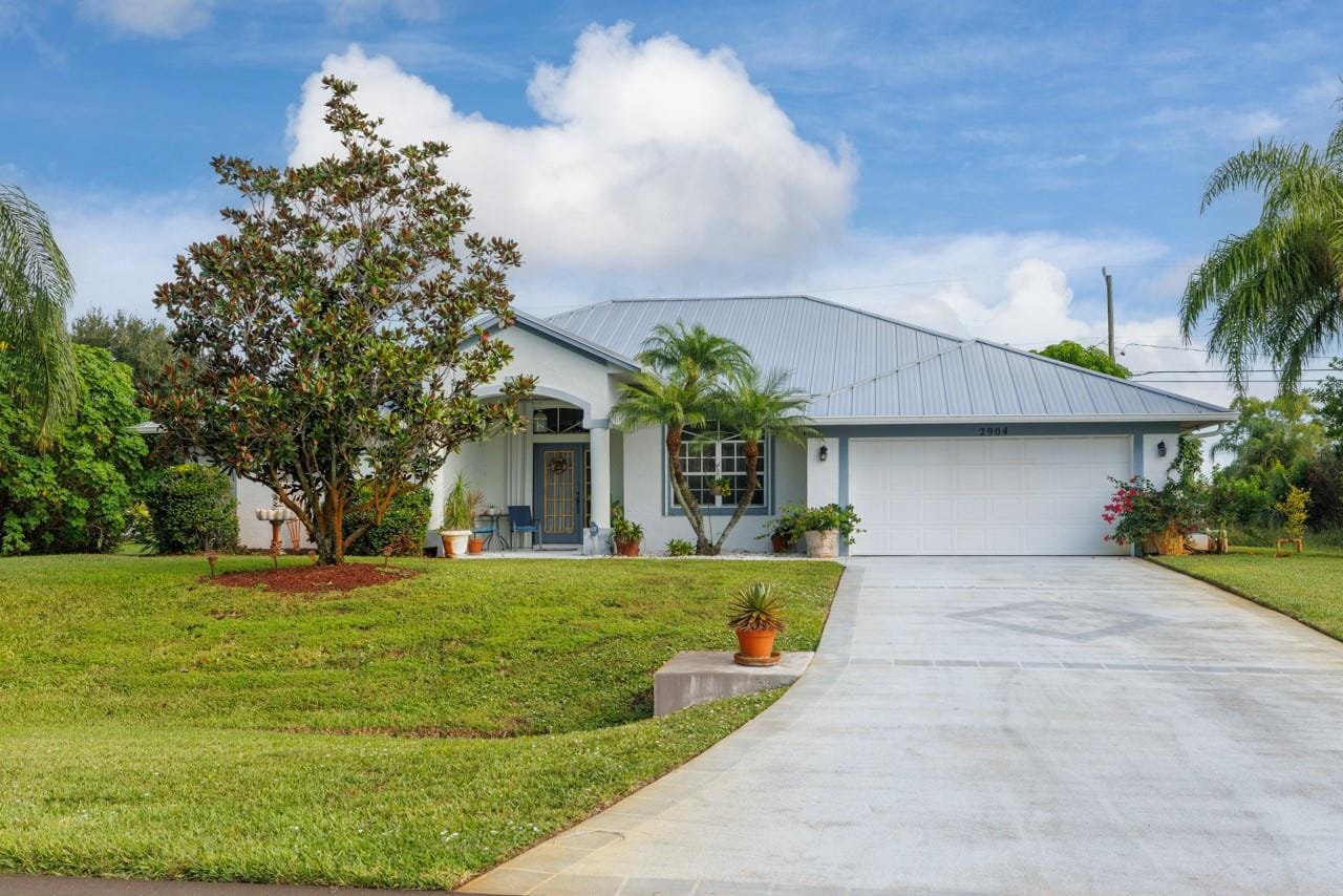 2904 SE Eagle Drive, Port St. Lucie, FL 34984