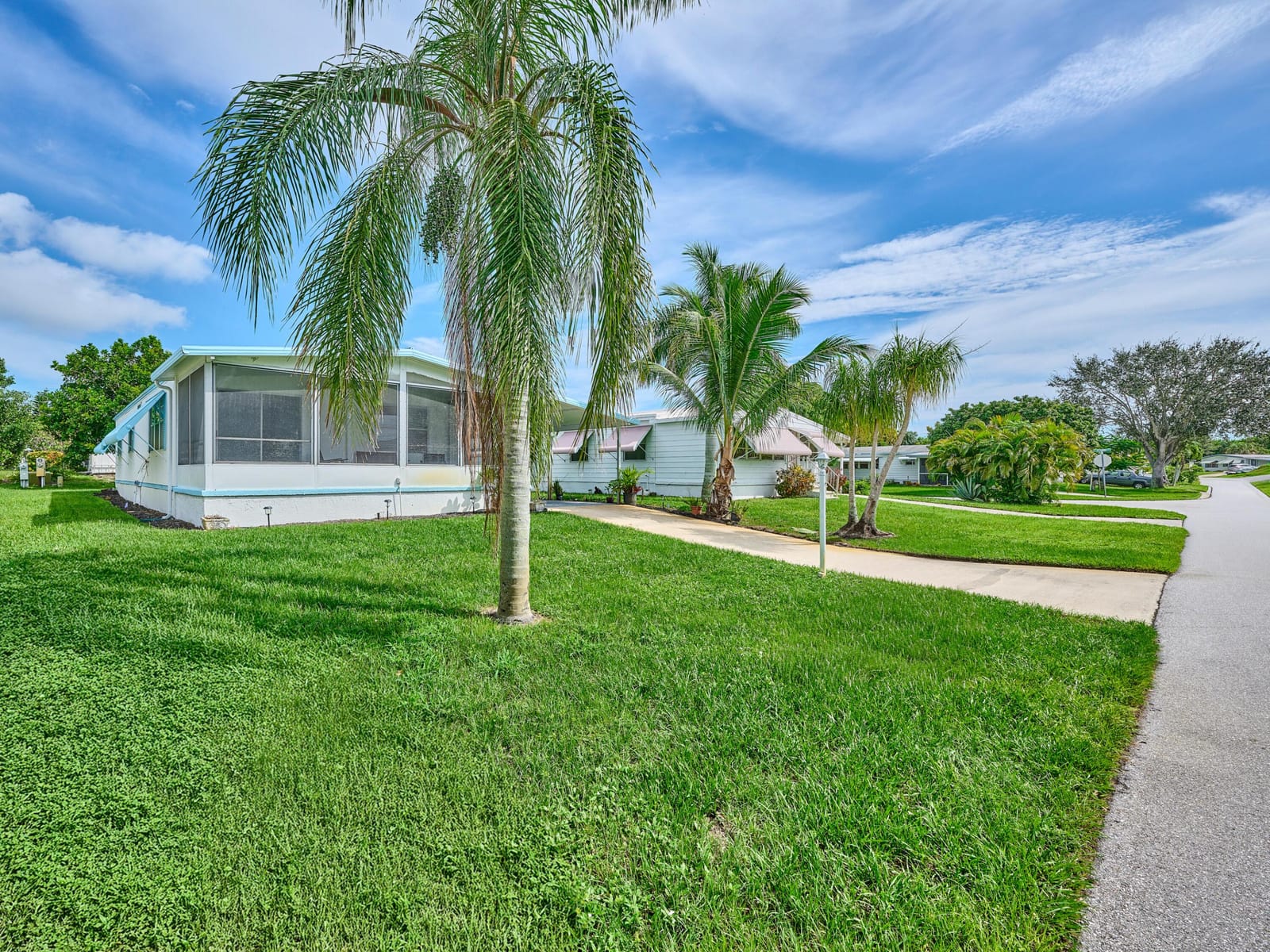 7129 SE Bluebird Circle — photo 3