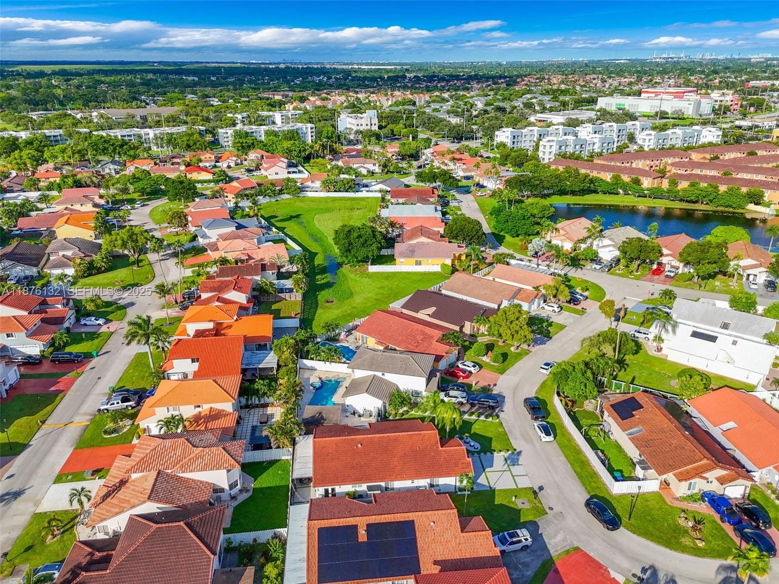 6167 NW 181st Terr N Circle, Hialeah, FL 33015 photo 6
