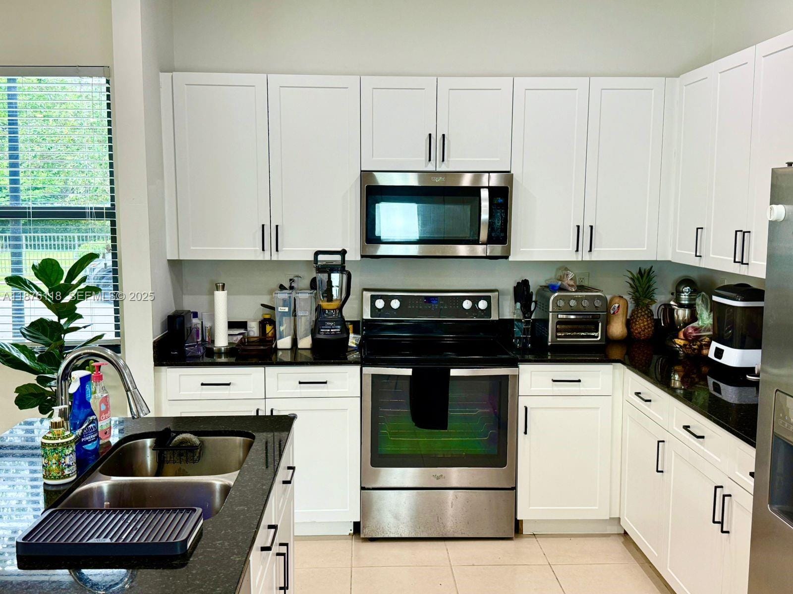 706 NE 191st Terrace, Miami, FL 33179 photo 8