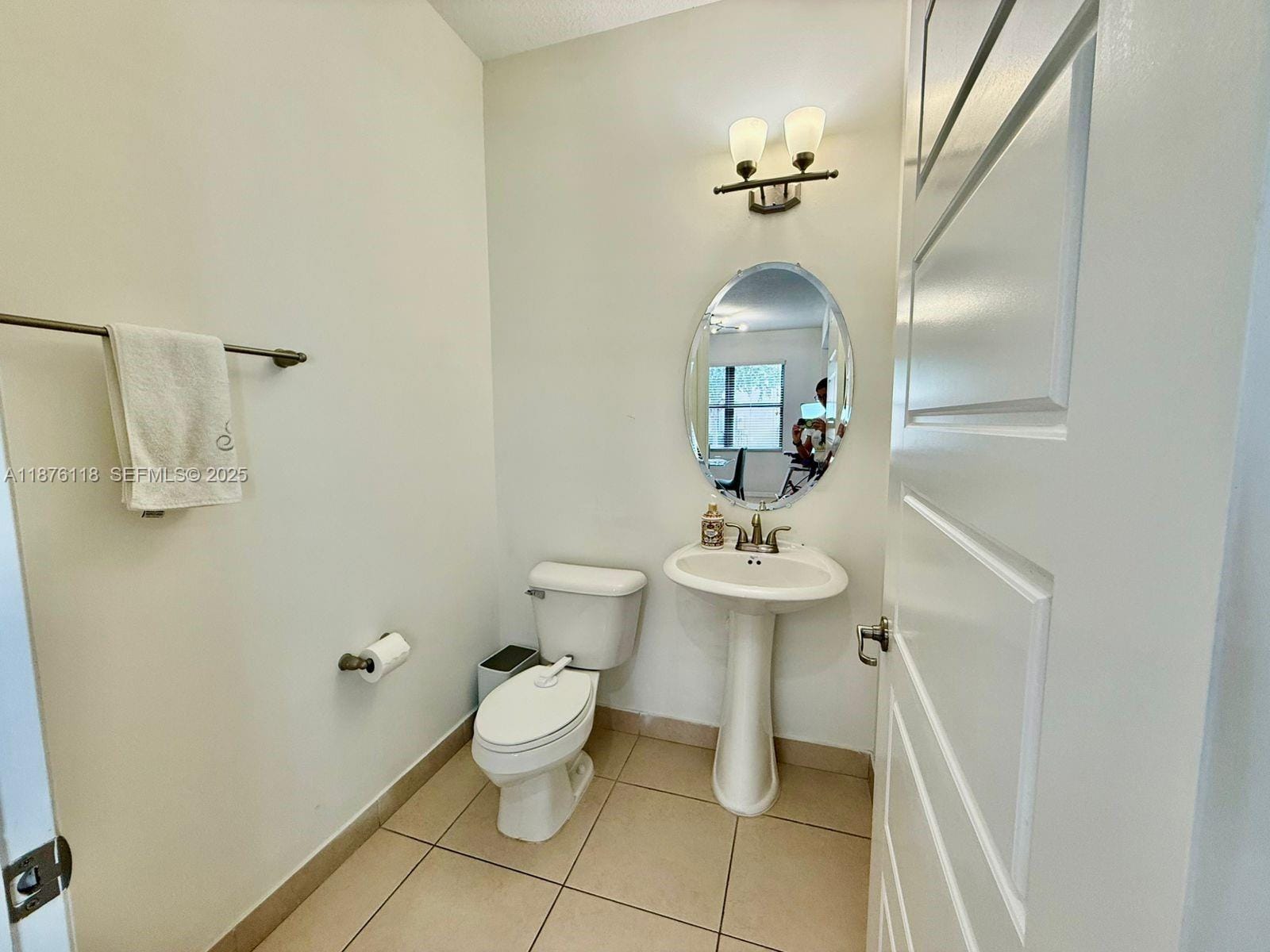706 NE 191st Terrace, Miami, FL 33179 photo 10