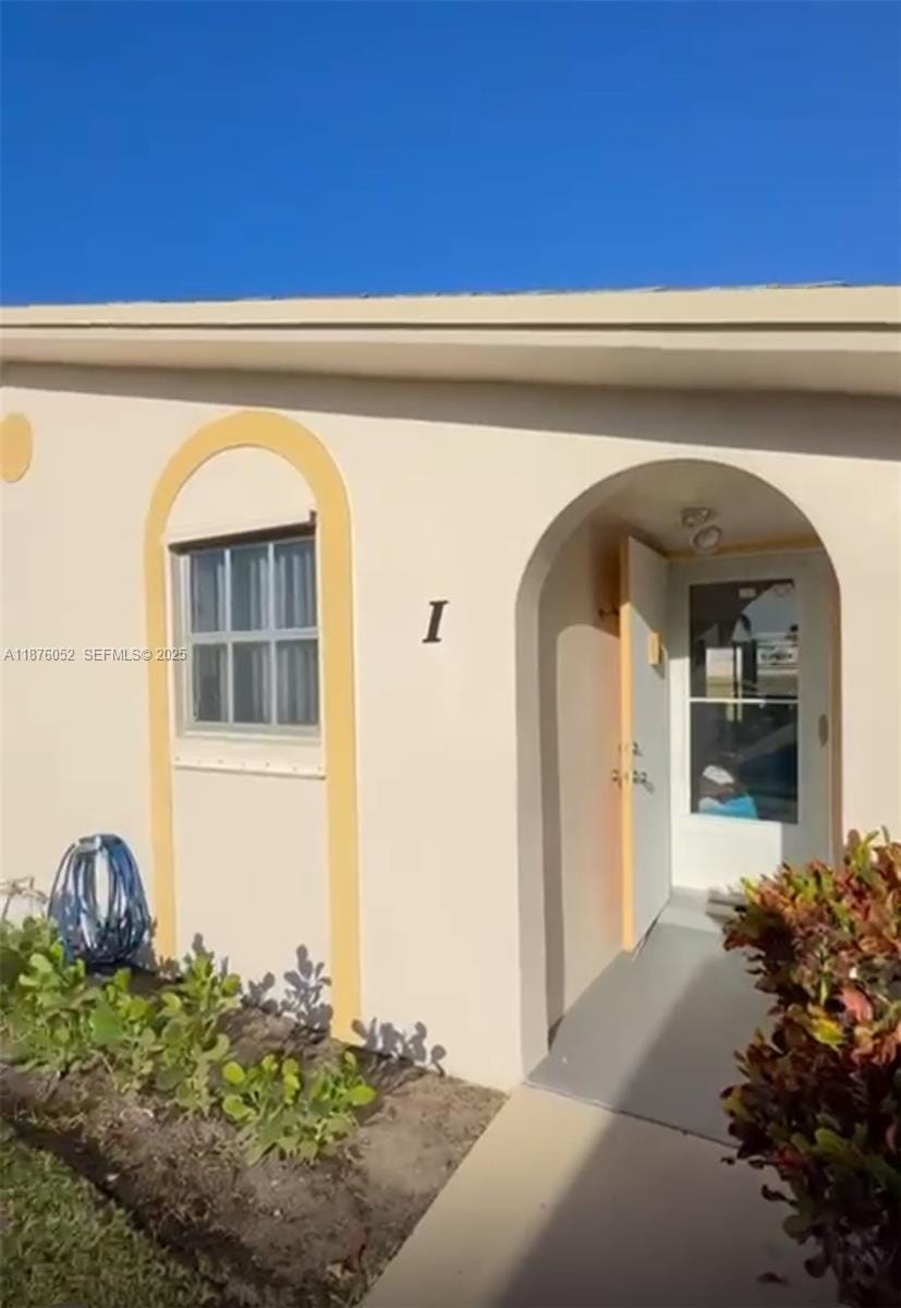 2622 E Emory Drive I — photo 2