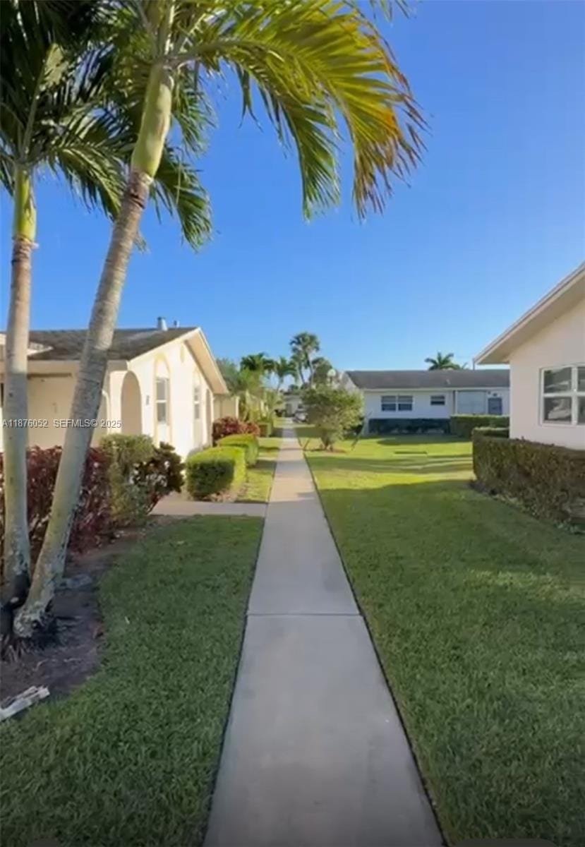 2622 E Emory Drive I — photo 3