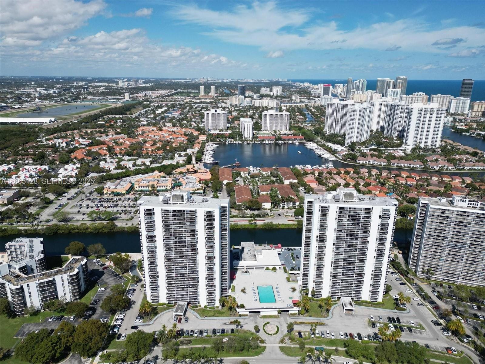 3625 N Country Club Drive 2009, Aventura, FL 33180 photo 5