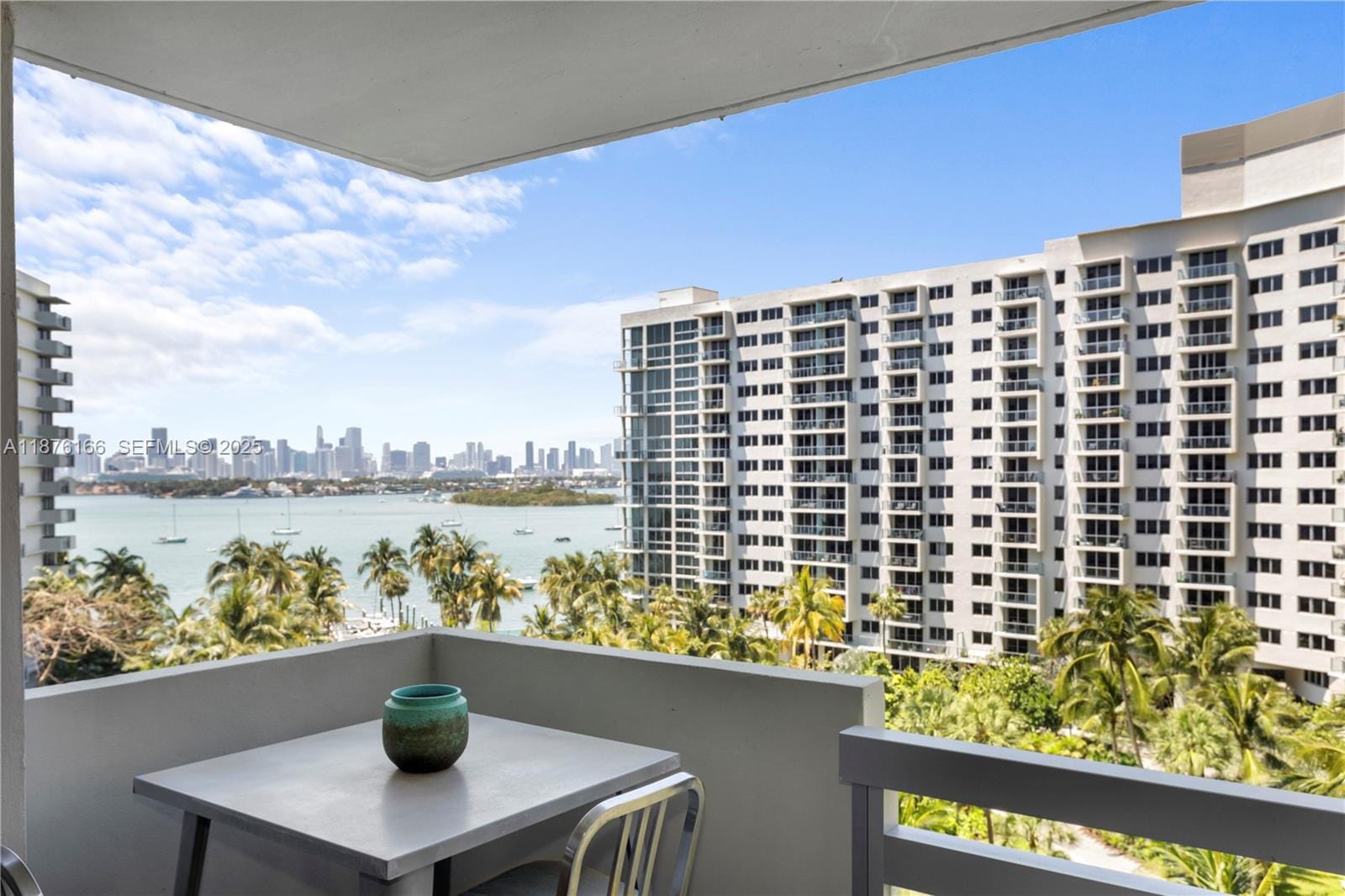 1500 Bay Road 866S, Miami Beach, FL 33139 photo 4