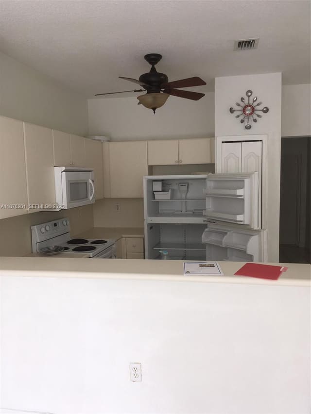 7050 NW 177th Street 203-11, sold in Shoma Homes At Country Cl, Hialeah, FL
