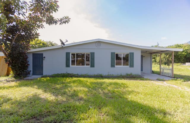 2209 Barbara Avenue, Fort Pierce, FL 34982
