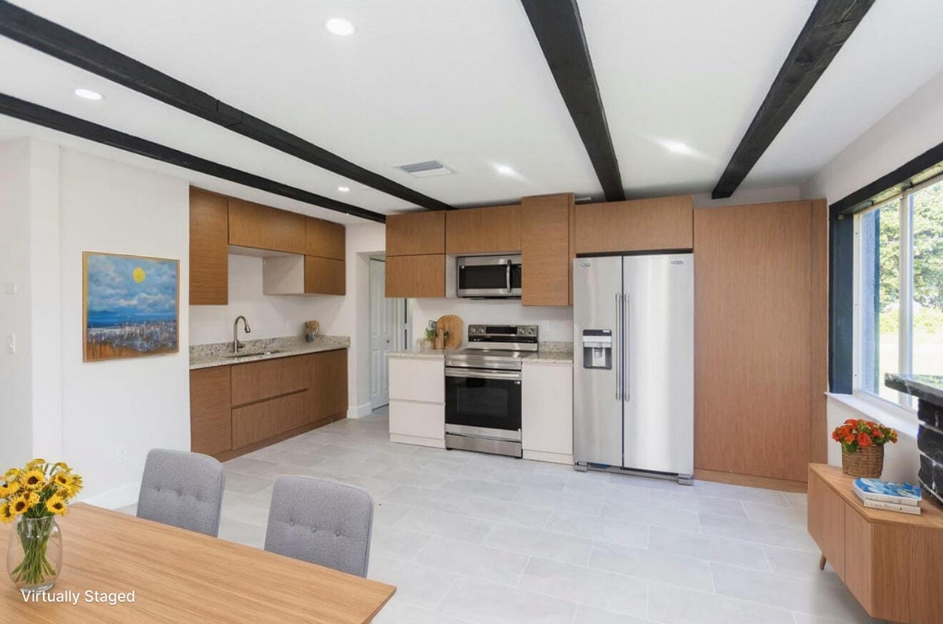 2209 Barbara Avenue — photo 3
