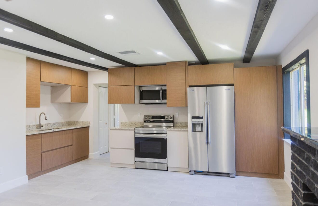 2209 Barbara Avenue — photo 4