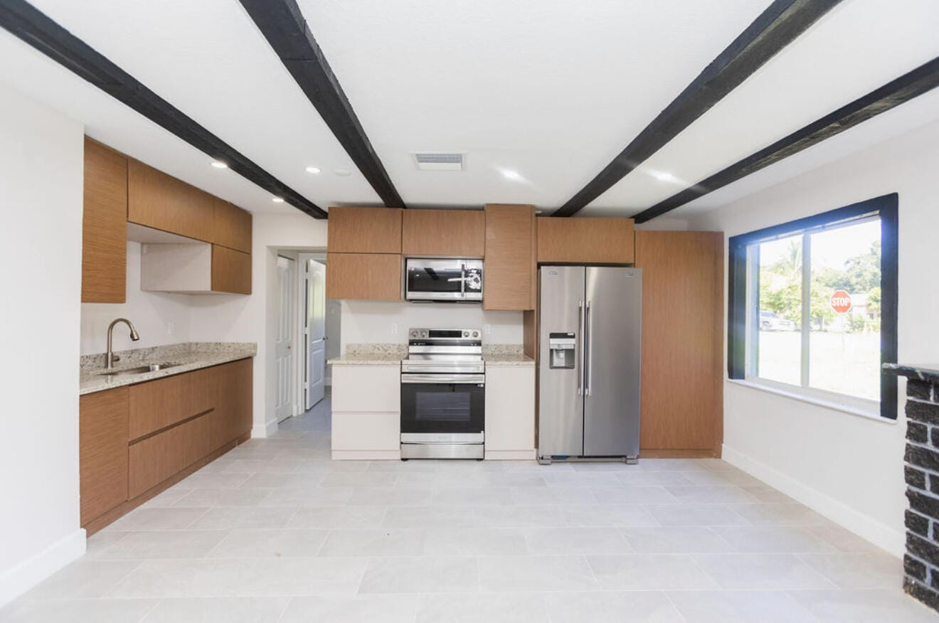 2209 Barbara Avenue — photo 5
