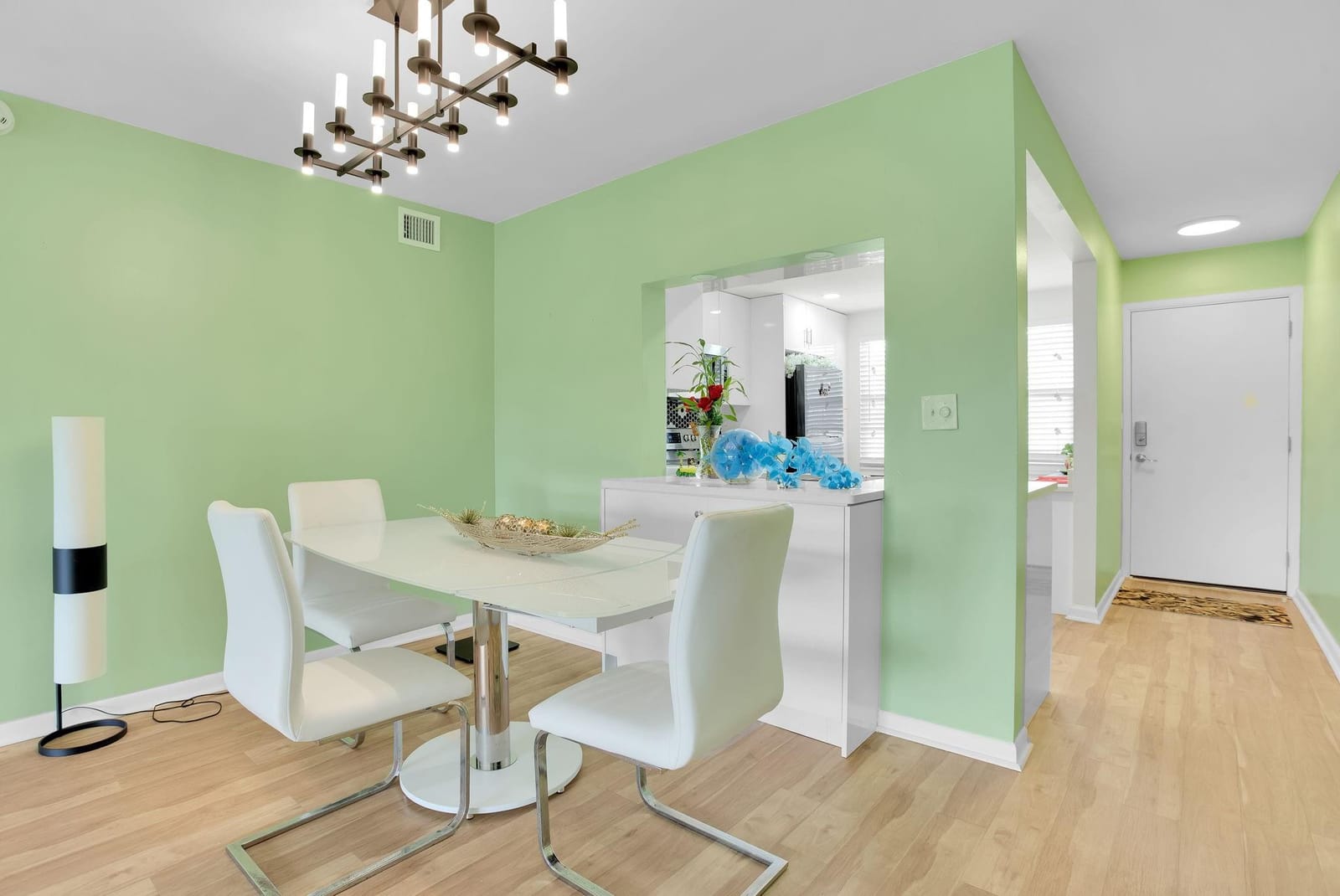4402 Martinique Court L3 — photo 10