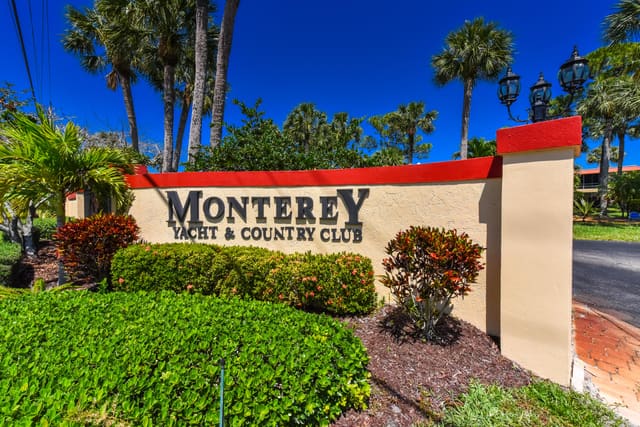 1917 SW Palm City Road I, sold in King Mountain Condo (Aka Monterey Yacht & Country, Stuart, FL