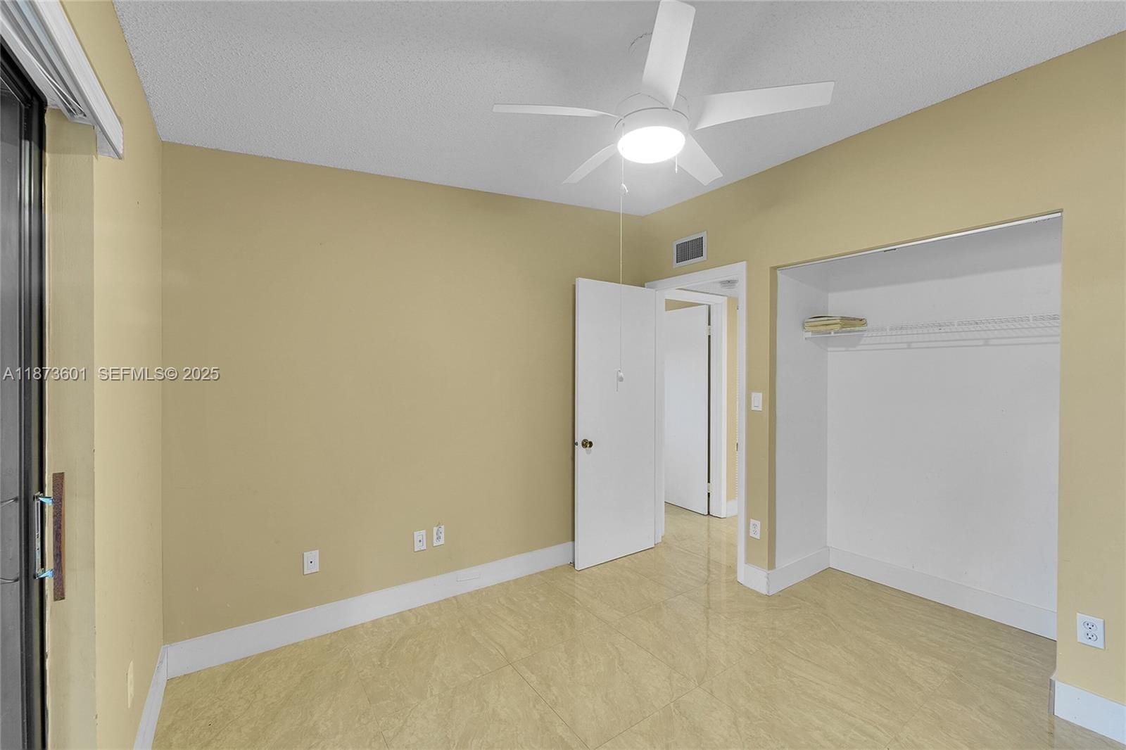 9644 S Belfort Circle 211 — photo 10