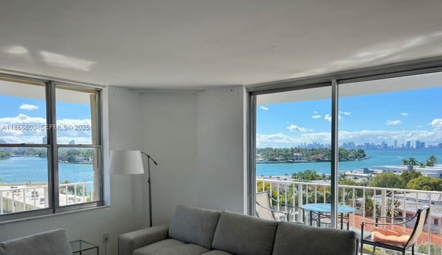6900 Bay Drive 7D, Miami Beach, FL 33141