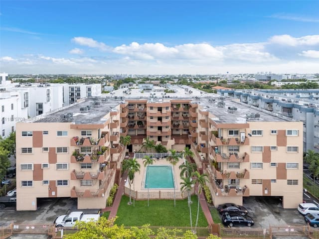 1630 W 46th Street 406E, sold in Silver Spring Tower, Hialeah, FL