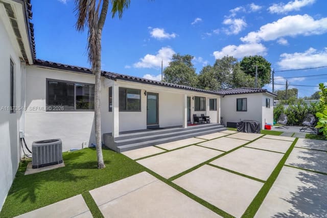 621 SW 33rd Avenue, Auburndale Tamiami Trail, Miami, FL