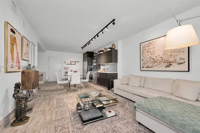 31 SE 6th Street 304, Mybrickell, Miami, FL