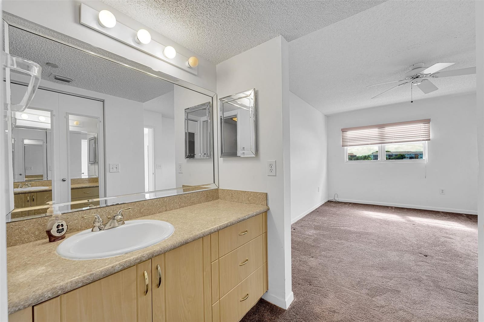 571 SW 141 St Avenue 204N, Pembroke Pines, FL 33027 photo 27