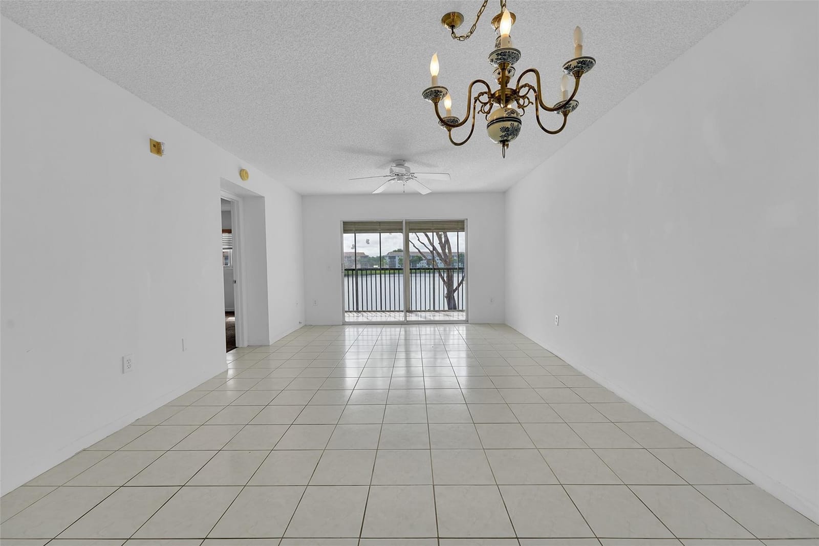 571 SW 141 St Avenue 204N, Pembroke Pines, FL 33027 photo 7