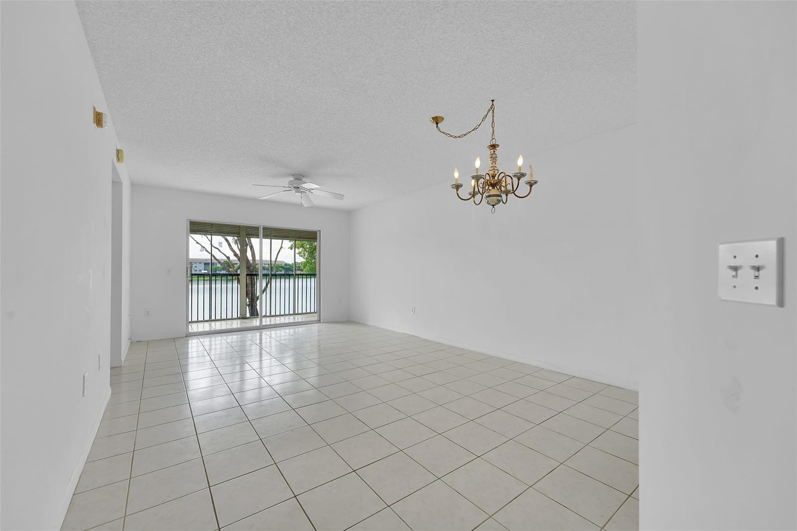571 SW 141 St Avenue 204N, Pembroke Pines, FL 33027 photo 8