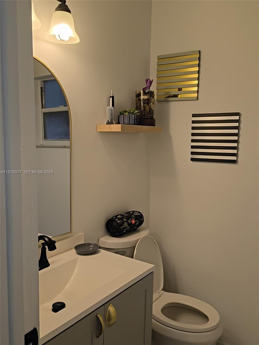 839 NW 13th Avenue — photo 2
