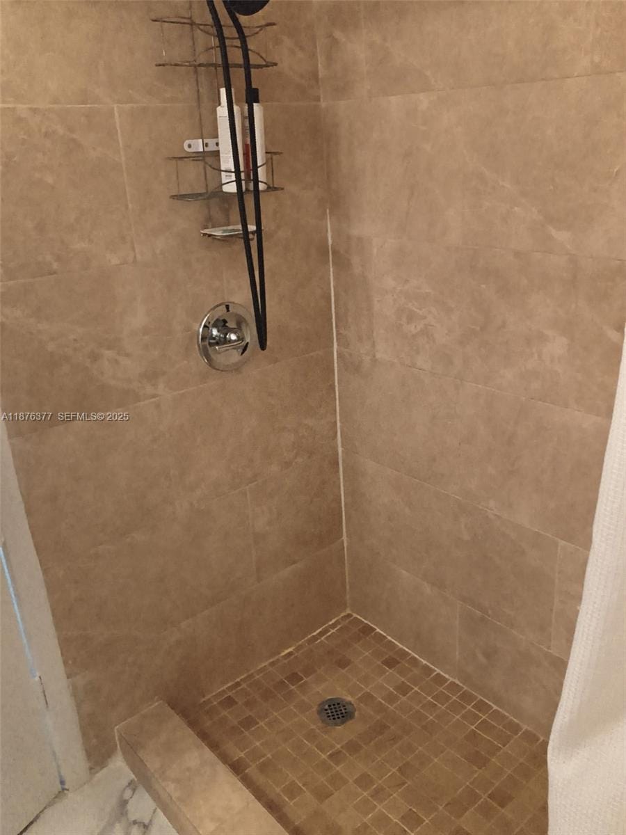 839 NW 13th Avenue — photo 12